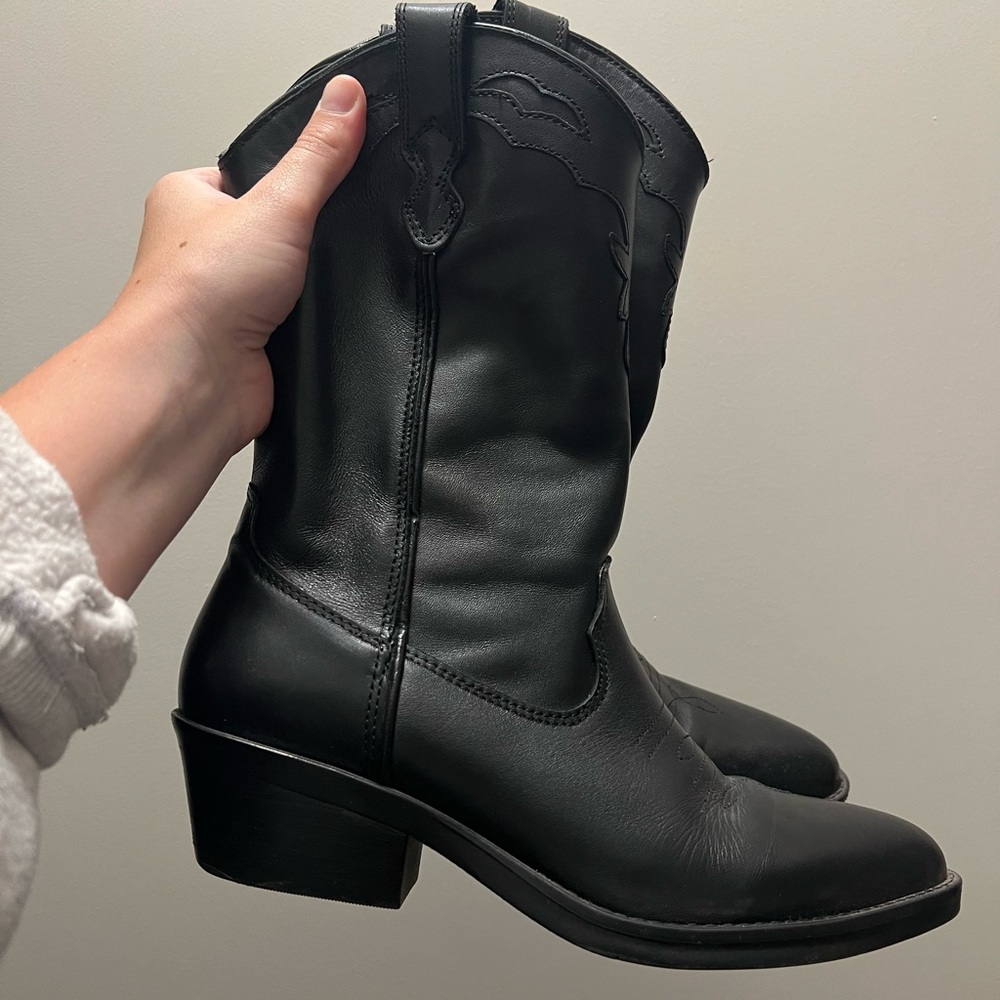 STEVE MADDEN COWBOY BOOTS
